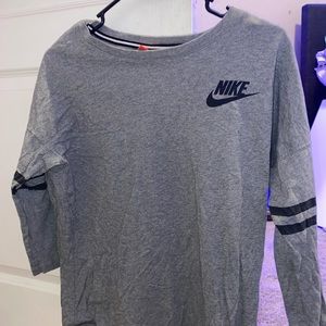 gray nike 3/4 tshirt